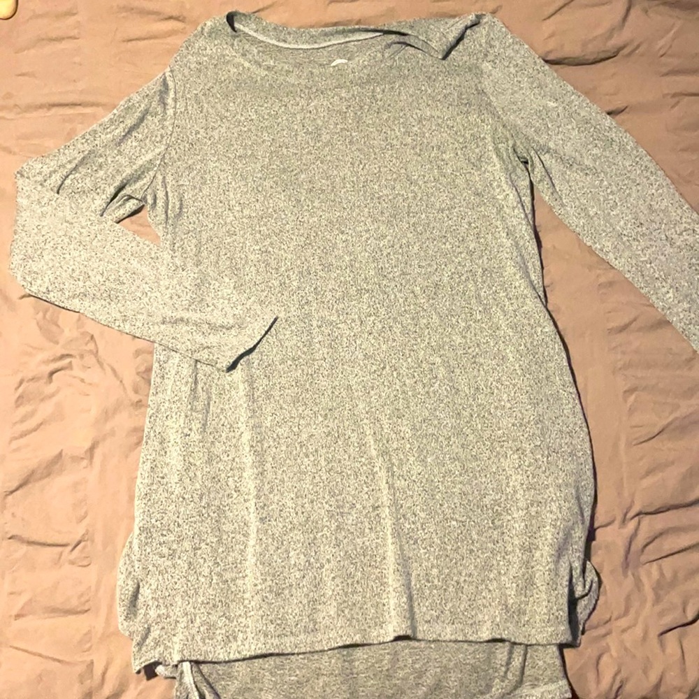 Heathered green long sleeve